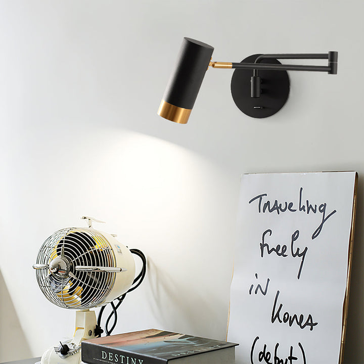Skanto | FlexiLume – Justerbar vegglampe med arm for variert belysning