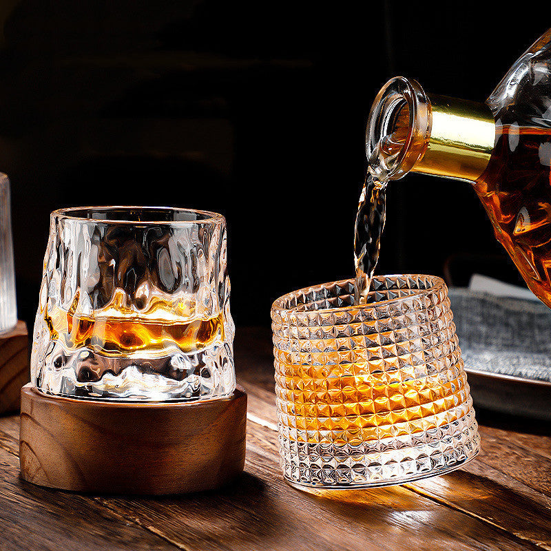 Skanto | Spinning Whiskey Glasser for Edle Drikkeglede