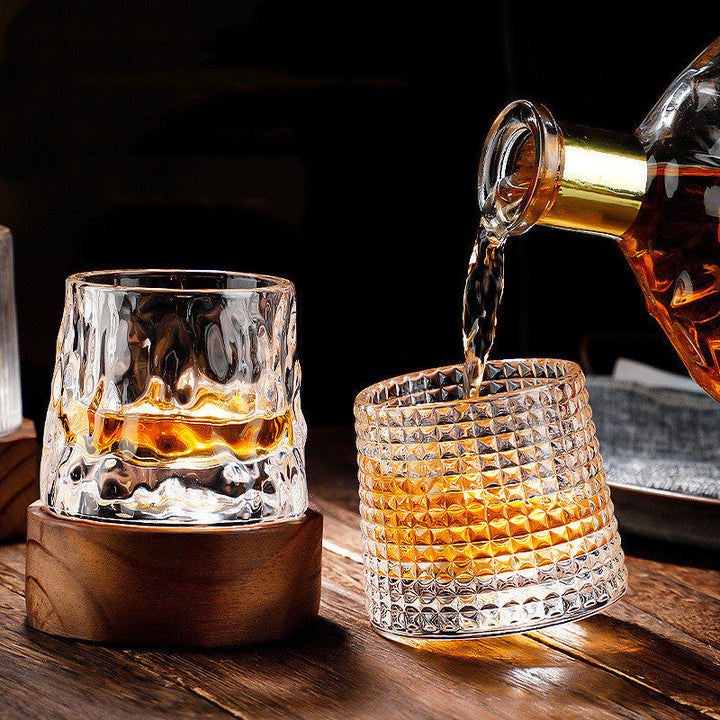 Skanto | Spinning Whiskey Glasser for Edle Drikkeglede