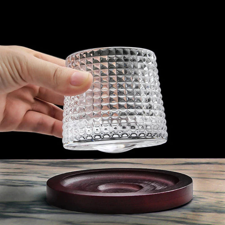 Skanto | Spinning Whiskey Glasser for Edle Drikkeglede