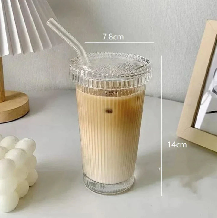 ChicSip Glass – Moderne Drikkeglass med Stilig Design Skanto