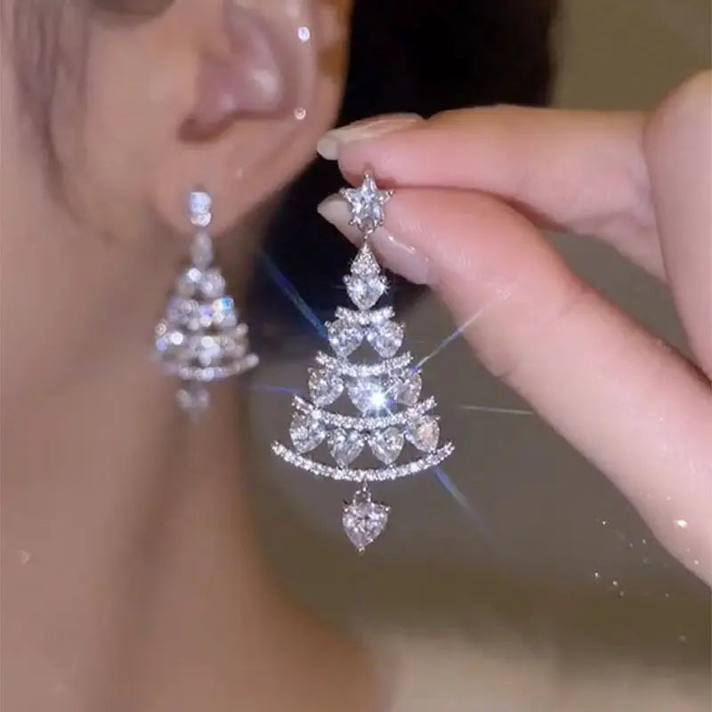 Skanto | Aurélia Kerstboom Øredobber – Gull & Sølv med Rhinestones, Festlig Luxe for Damer