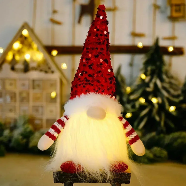 Skanto | Jule nisse dekorasjon | LED nattlys | Varm glød ferie ornament
