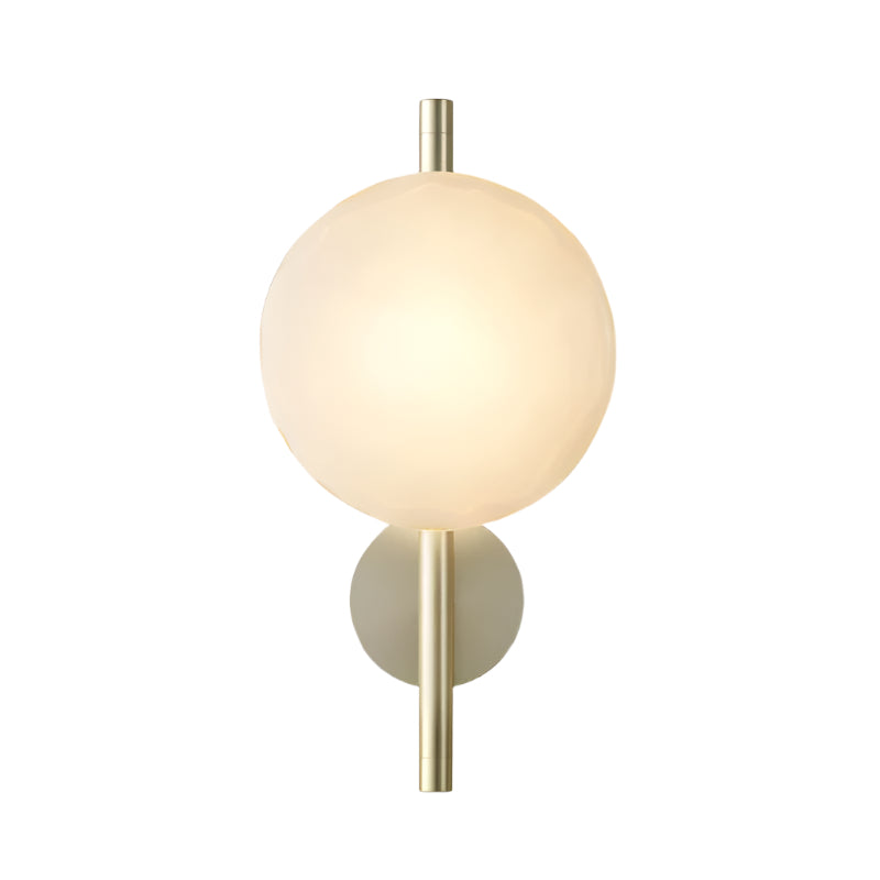 Skanto | Rund Glass Vegglampe i Skandinavisk Design