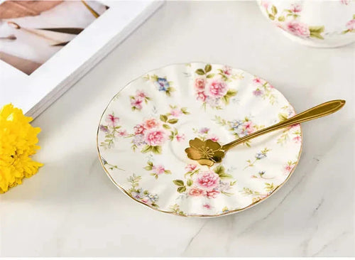 Skanto | Elegant Bone China Porcelain Coffee Cup - Luksuriøs og Unik Design