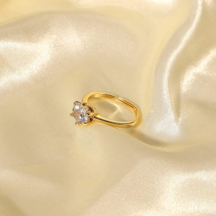 Skanto | Justerbar Klassisk 6 Tann Delikat Diamantring