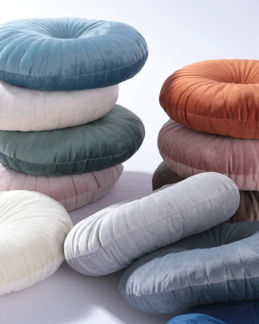 Skanto | Rund Pute i Moderne Design