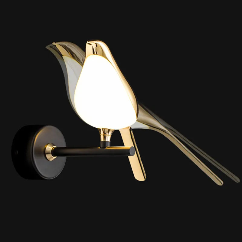 Skanto | BirdGlow – Fortryllende Vegglampe med Fugl for Mykt, Fangende Lys