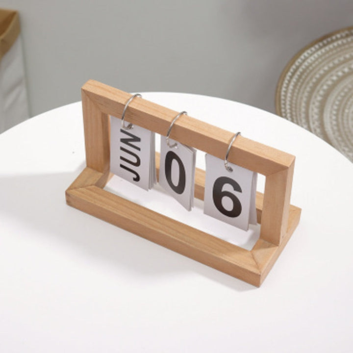 Trekantet Flip Desktop Daglig Kalender | Skanto