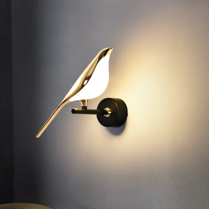 Luksuriøs og stilfull vegglampe - OrionGlow | Skanto