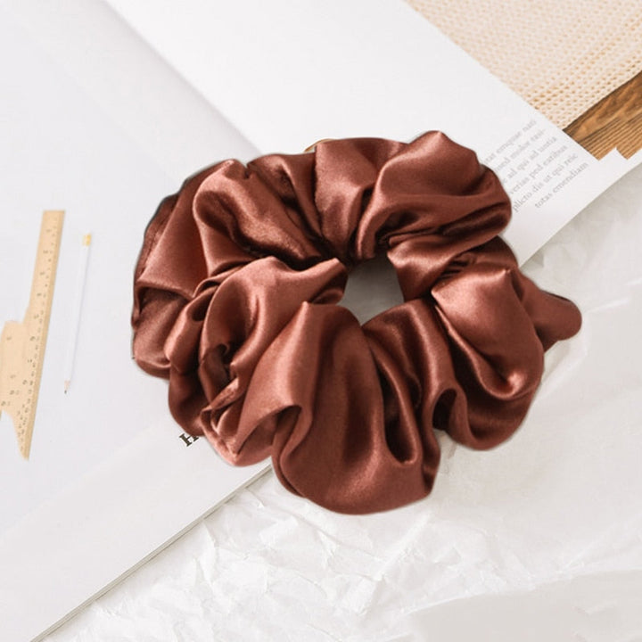 Silk Scrunchie | Skanto