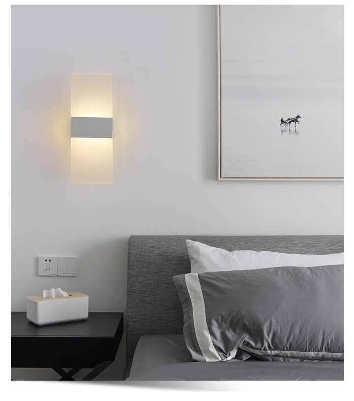 Skanto | SoftBeam – Strømlinjeformet Vegglampe Perfekt for Soverom