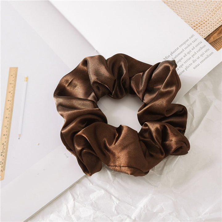 Silk Scrunchie | Skanto