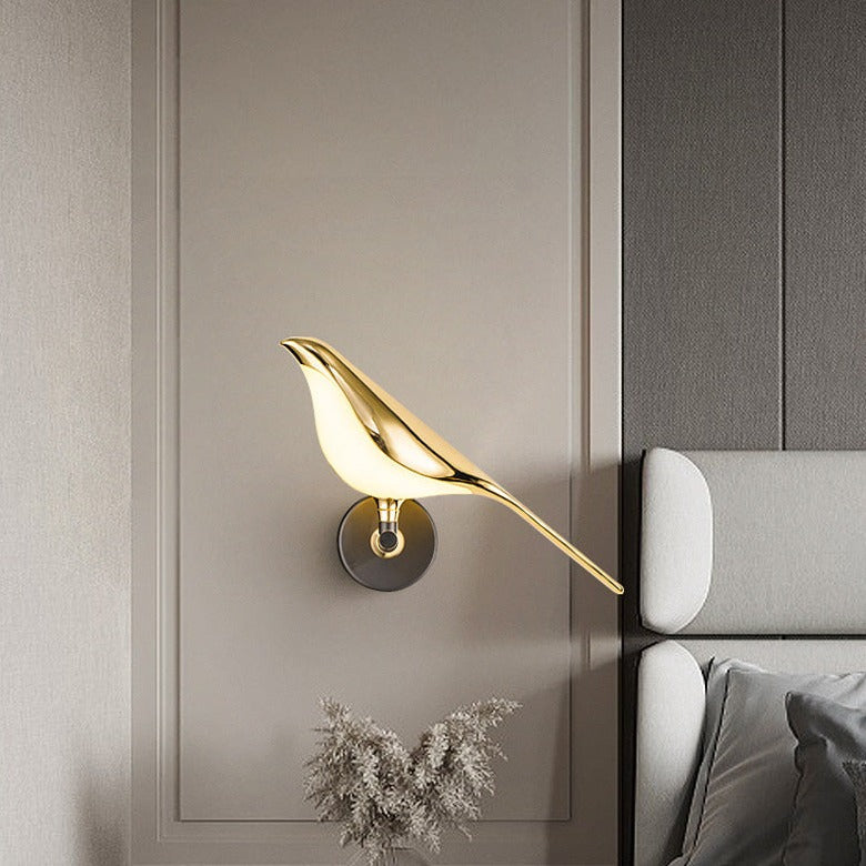 Skanto | BirdGlow – Fortryllende Vegglampe med Fugl for Mykt, Fangende Lys