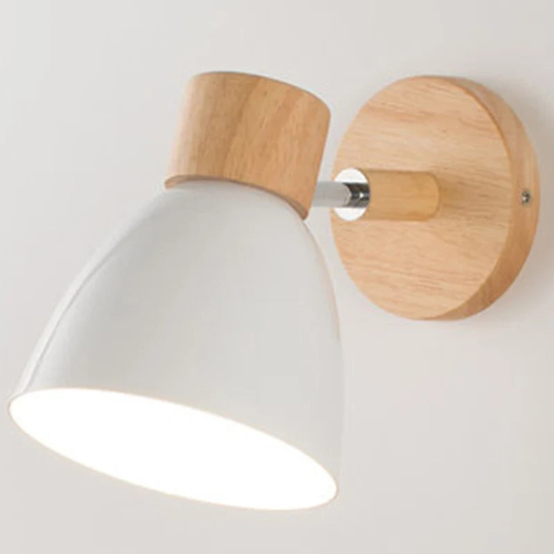 Skanto | LumoNord Macaron Vegglampe | Tre & Metall | 90° Svingbart Lyskildehode | Skandinavisk Design | E27 Sokkel (uten pære)