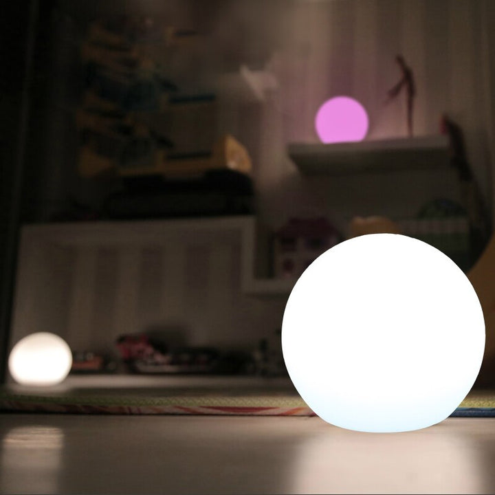 Skanto | Moon Battery LED Innendørs & Utendørs Bordlampe