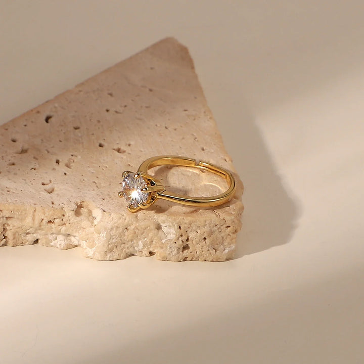 Skanto | Justerbar Klassisk 6 Tann Delikat Diamantring