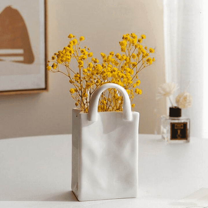 Handbag Vase | Skanto