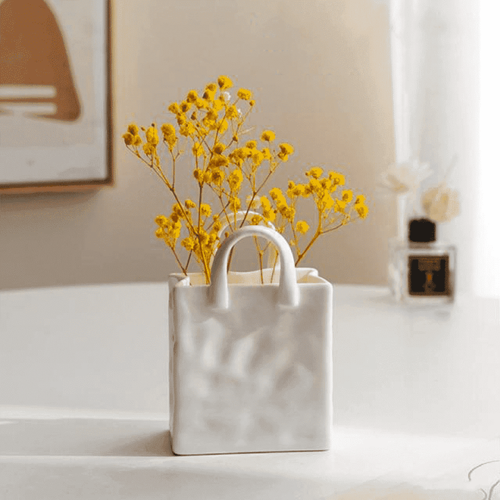 Handbag Vase | Skanto