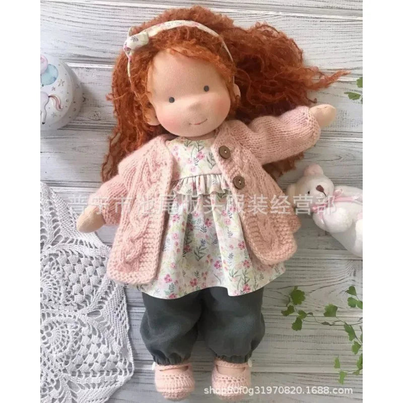 Skanto | Kanskukt dukke i Waldorf-stil med Kawaii-detaljer og tekstilpakking
