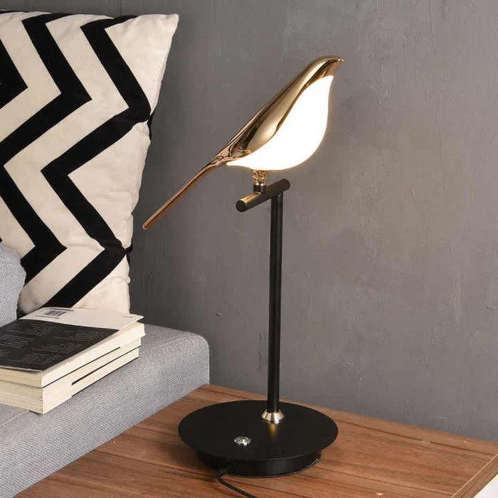 Luksuriøs og stilfull vegglampe - OrionGlow | Skanto
