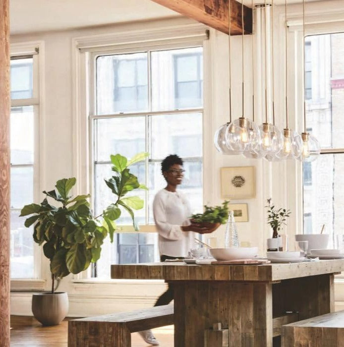 Moderne pendellamper laget av glasskuler