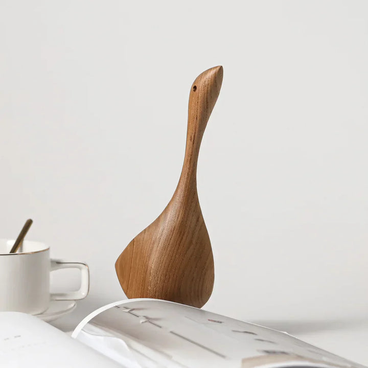 Skanto | Nordiske Tre Gås Figurer Abstrakt Teak Tre Skulptur Kjærleikpar Figurer Naturlige Dyre Ornamenter for Hjemdekorasjon