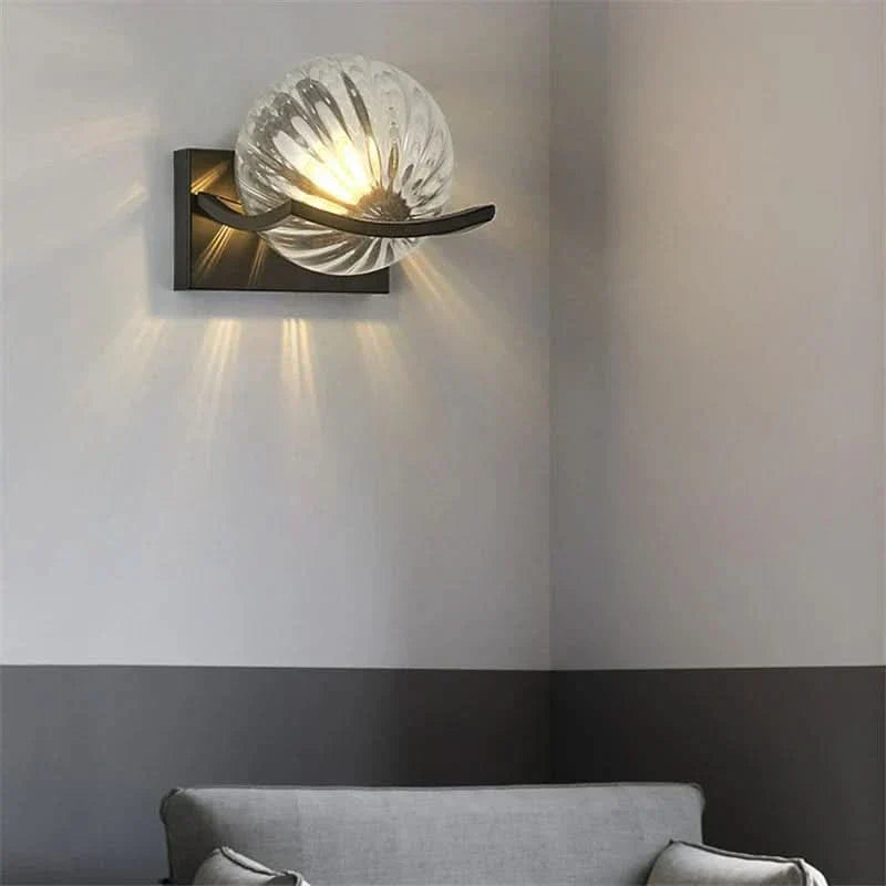Skanto | Moderne LED Vegglampe med Glasspanel