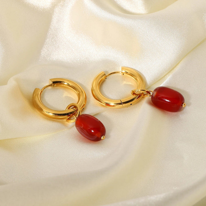 Skanto | Delikate Karneol Huggie Hoop Øredobber