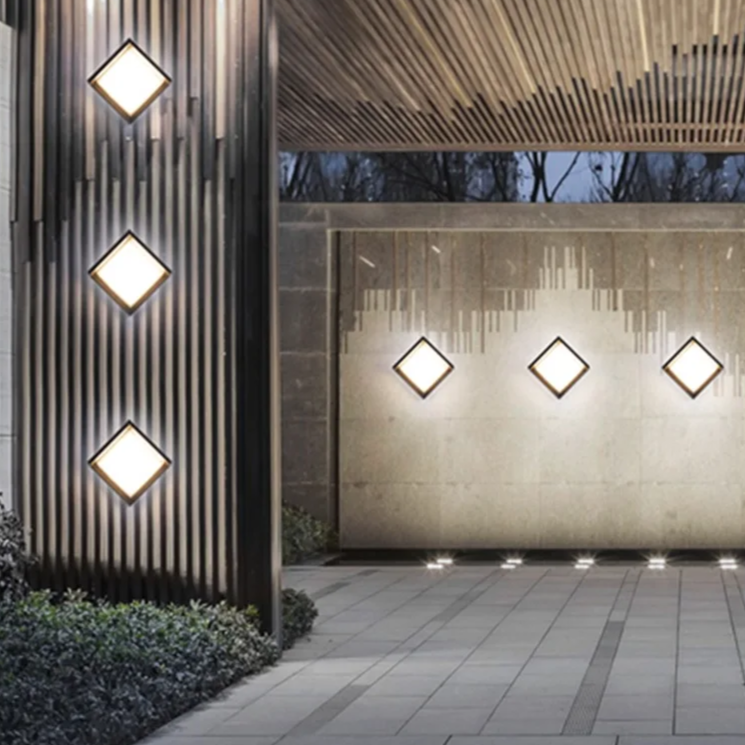 Bevegelsessensor utendørs vegglampe – Moderne aluminiumdesign | Skanto
