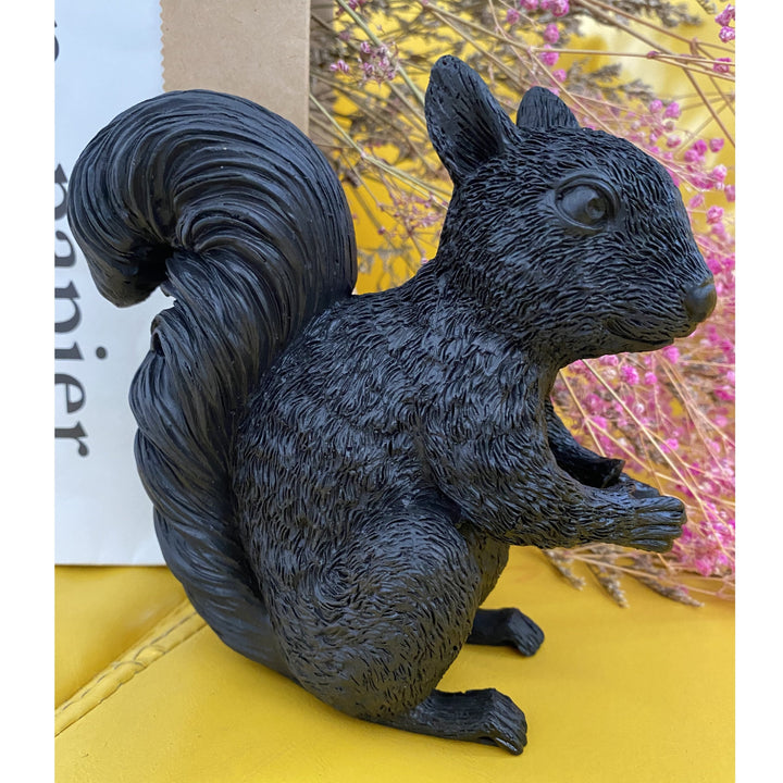 Skanto | SquirrelBright Nordisk Eikelampe | Designer Dekor | LED Stemningslys | Perfekt for Hjemmet