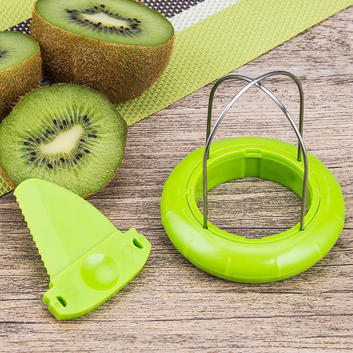 Skanto | Mini Kiwi Cutter Tool