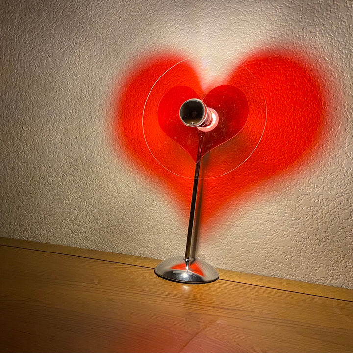Skanto | LoveGlow – Elegant Bordlampe med Oppladbar LED