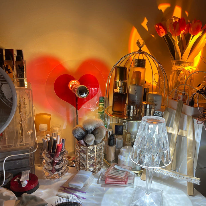Skanto | LoveGlow – Elegant Bordlampe med Oppladbar LED