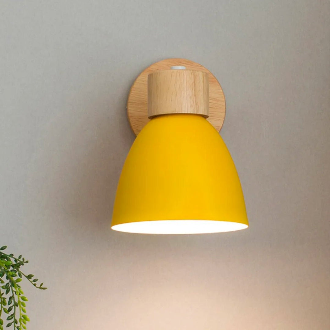 Elegant veggapplikasjon i tre - moderne og varmt design | Skanto