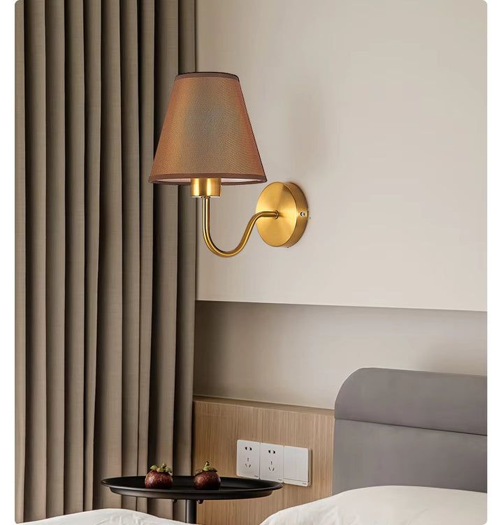 Skanto | RusticGlow - Vegglampe av Stoff i Amerikansk Stil