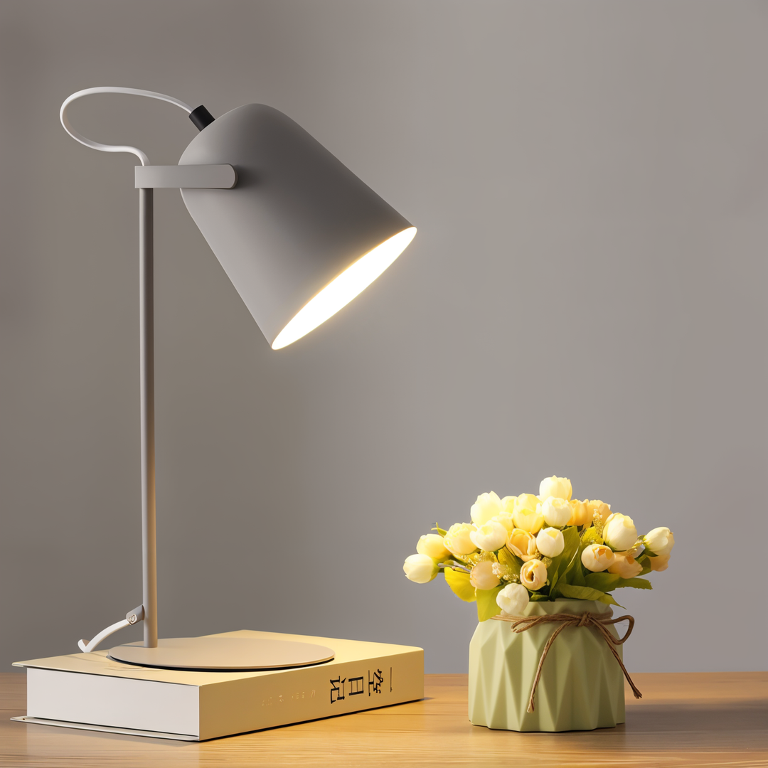 Skanto | Macaron – Justerbar nordisk bordlampe for et stilfullt kontor