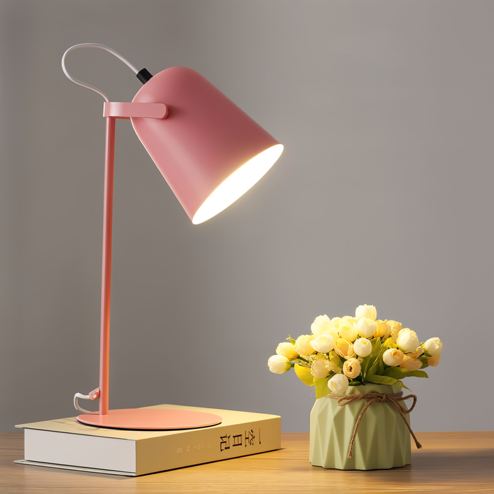 Skanto | Macaron – Justerbar nordisk bordlampe for et stilfullt kontor