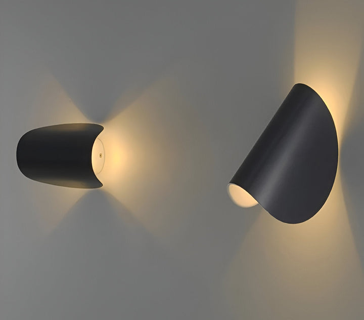 Skanto | Twist Vegglampe - Rotérbar Metall Vegglampe - Kurve Veggsconce