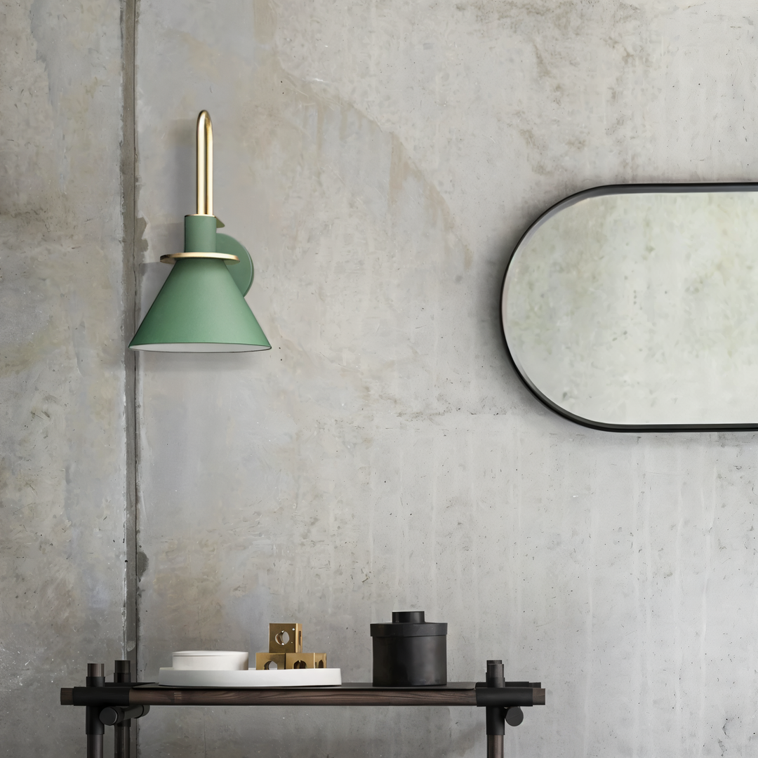 Skanto | Postmoderne LED Vegglampe med Trompetformet Design
