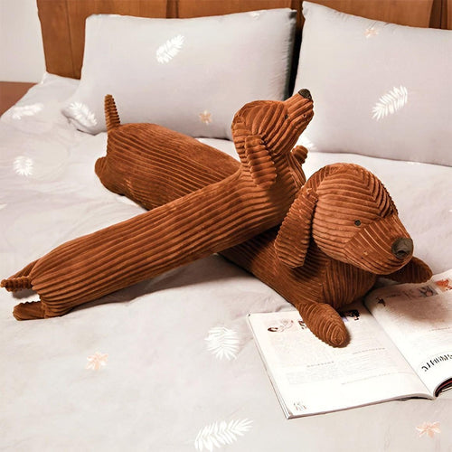 SnuggleHound Pillow – Ergonomisk Dachshund Plysjpute