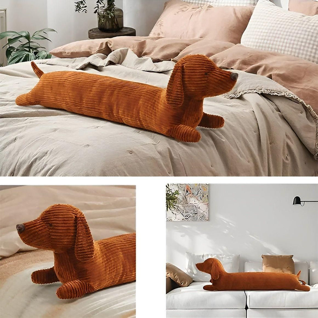 SnuggleHound Pillow – Ergonomisk Dachshund Plysjpute