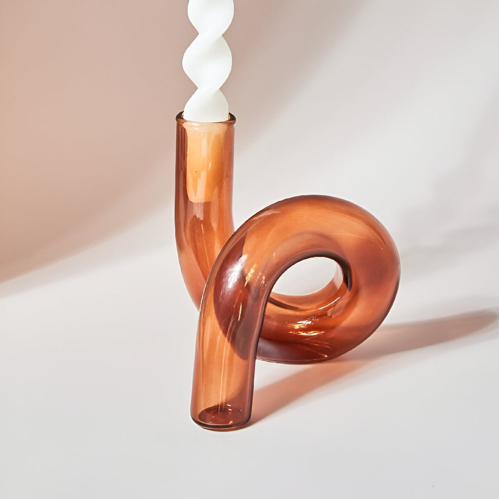 Skanto | Elegant glassvase med integrert lysestake