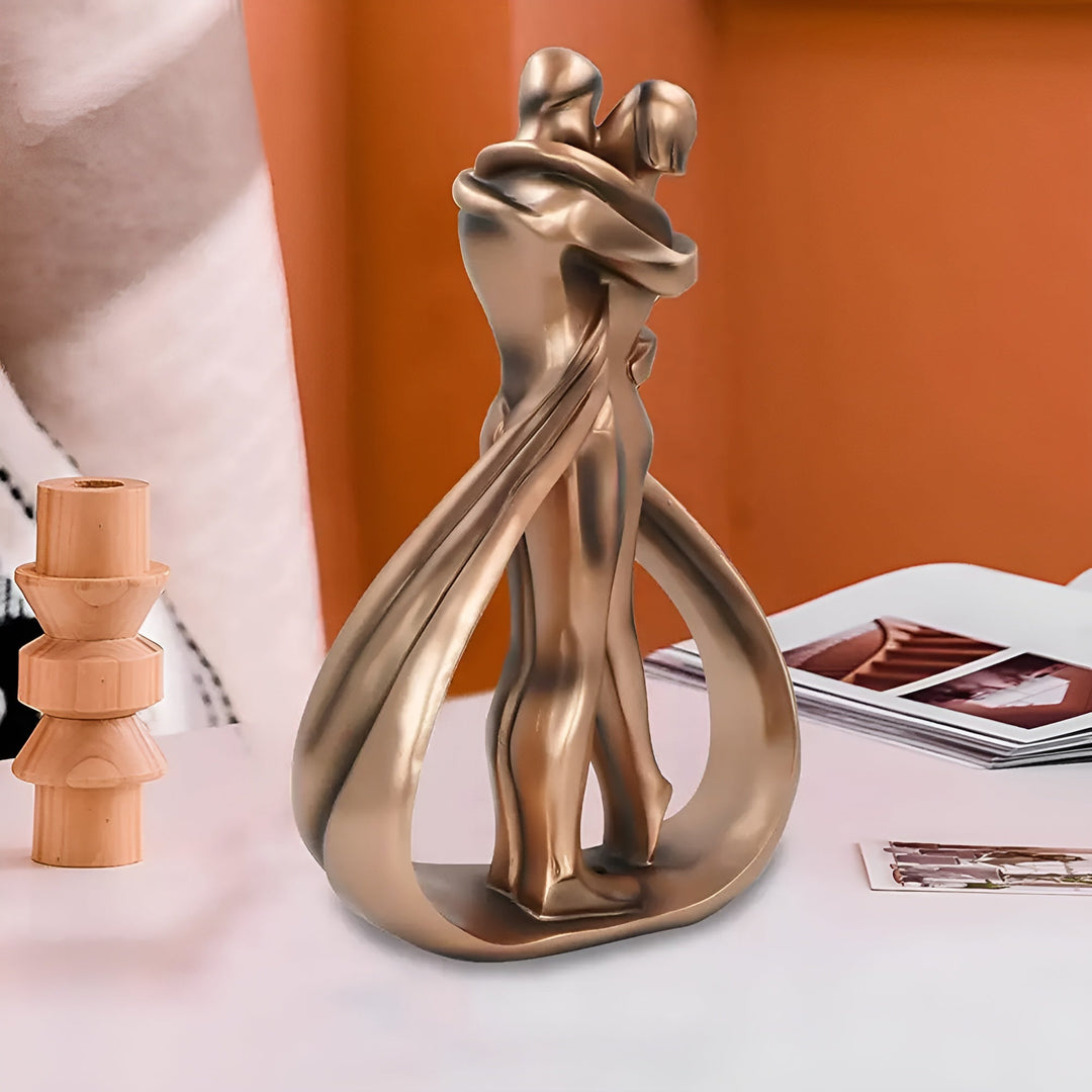 Skanto | Artistic romantic statue