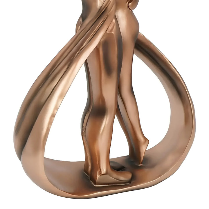Skanto | Artistic romantic statue