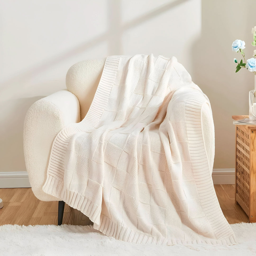 Skanto | MONOSTRIPE – Minimalistisk strikket teppe