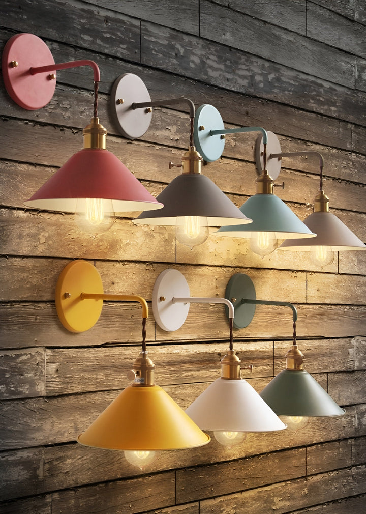 Skanto | Retro Vintage Vegglampe - Vintage-inspirert Kjegle Metall Vegglampe