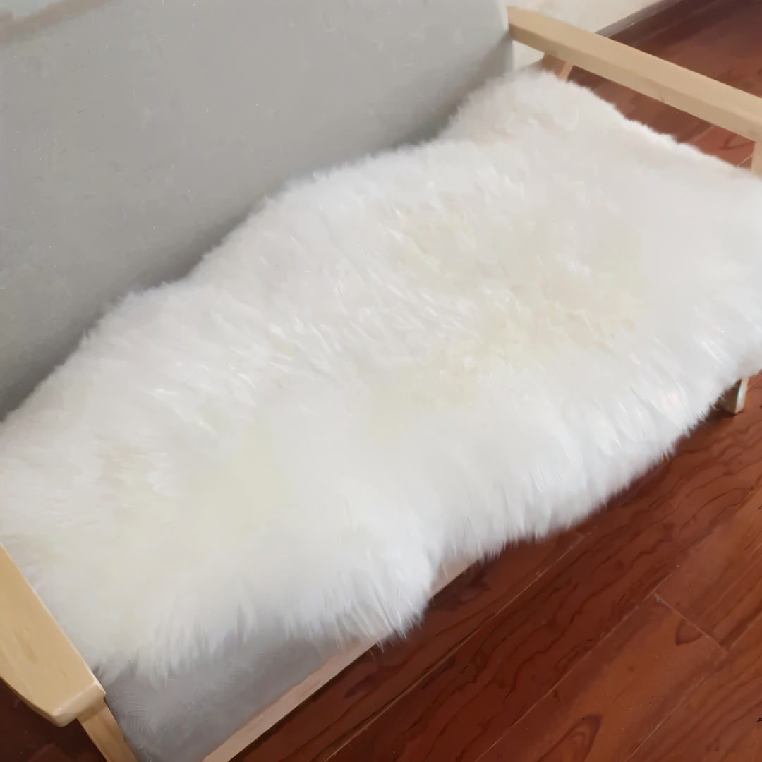 Skanto | ShearLuxe Fuskepels Teppe – Myk Imitert Saueskinn for Hjemmedekorasjon