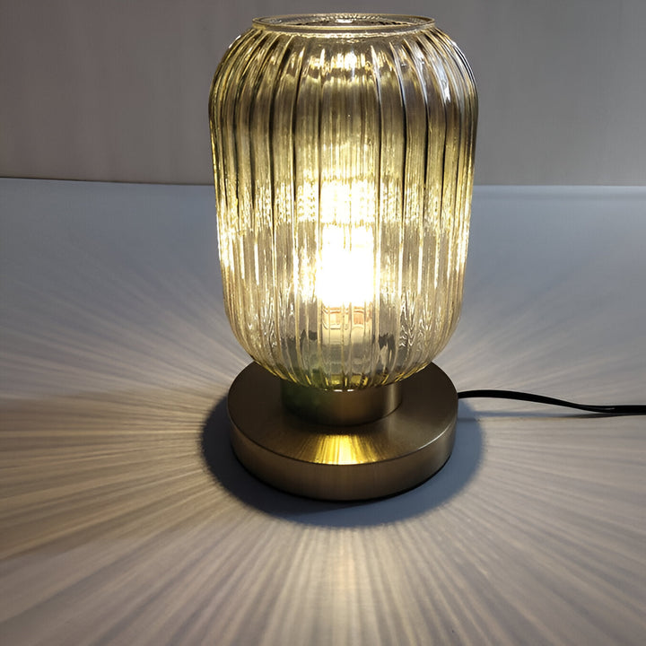 Skanto | Nordisk Bordlampe med Ribbebehandlet Glass