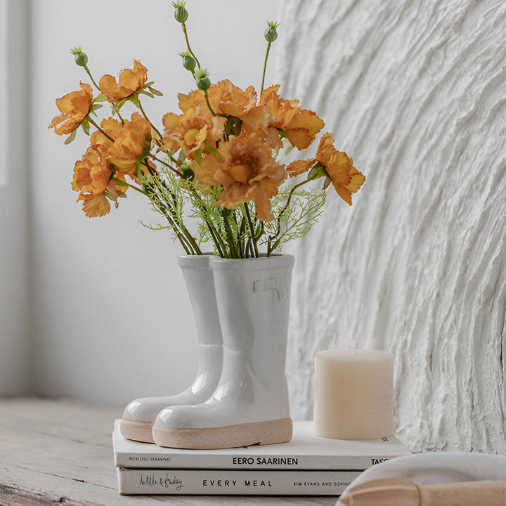 Skanto | Stilig keramisk vase i støvelform